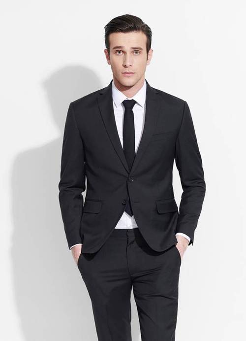 潘梅梅 视觉与舞美负责人